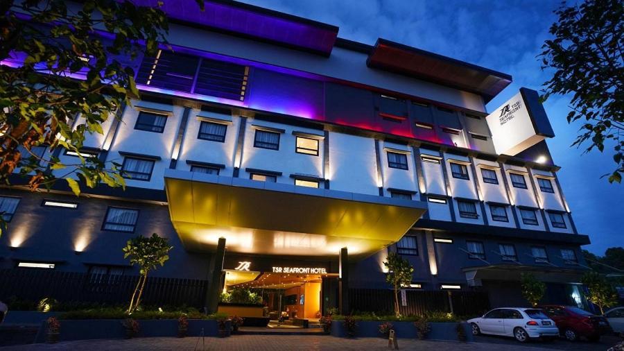 Tsr Seafront Hotel Port Dickson Exterior photo